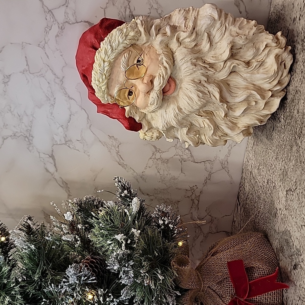 Vintage Silvestri Santa Claus Wall hanging decor - Picture 3 of 10